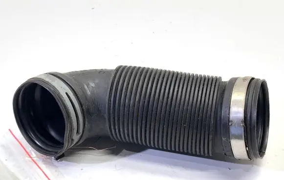 Audi A3 S3 8P Air intake hose/pipe 1K0129684B