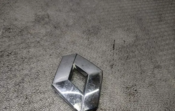 Renault Laguna III Manufacturers badge/model letters 848900001R