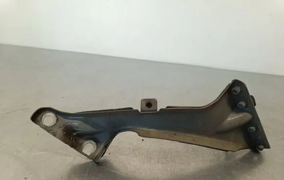Audi A6 S6 C7 4G Fender mounting bracket 4G0805815