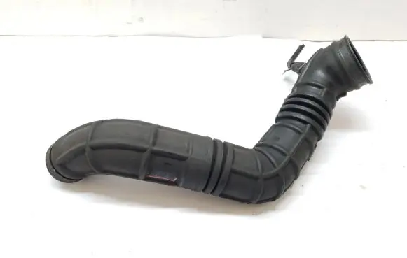 Mitsubishi Carisma Engine coolant pipe/hose MB957388