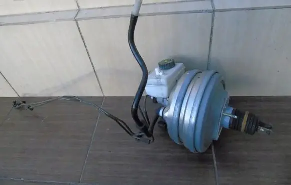 Mercedes-Benz CL C215 Brake booster 0054302430