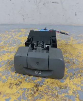 Renault Scenic II - Grand scenic II Hand parking brake switch 8200270265