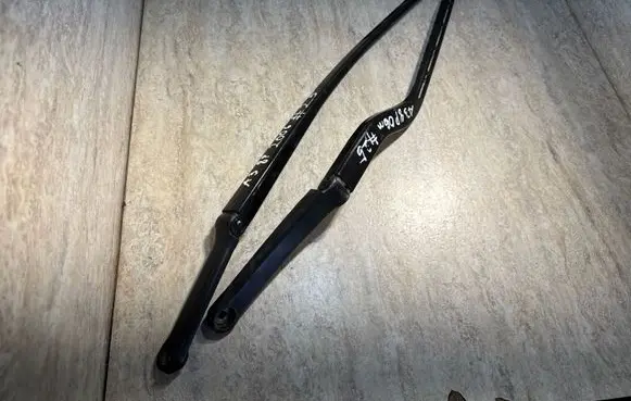 Audi A3 S3 8P Windshield/front glass wiper blade 8P1955407