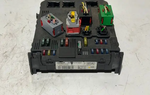 Citroen C4 Grand Picasso Comfort/convenience module 9649811380