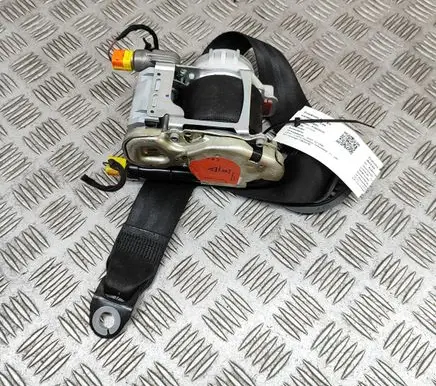 Audi Q7 4M Front seatbelt 4M0857705H