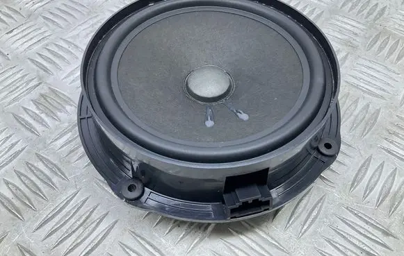 Skoda Octavia Mk3 (5E) Front door speaker 5E0035411A