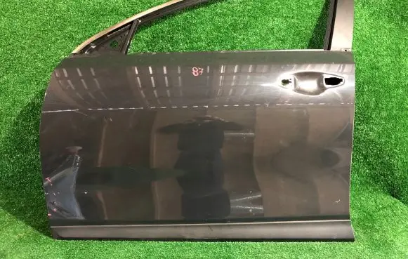 KIA Xceed Front door