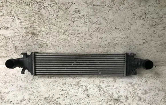 Mercedes-Benz C W204 Intercooler radiator A2045000200