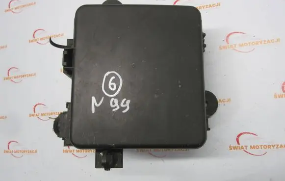 Nissan Leaf I (ZE0) Fuse box set 7154745130