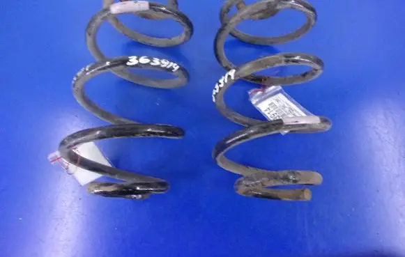Nissan Note (E11) Rear coil spring