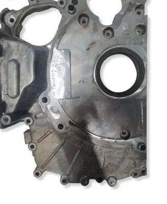 Volkswagen Touareg I Timing chain cover 070109211A A1S19C3