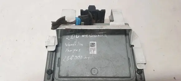 Volvo V70 Engine control unit/module S122865033 880208687 50907