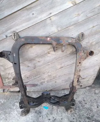 Opel Zafira B Front subframe