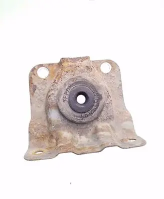 Subaru Forester SH Radiator mount bracket 45135FE000