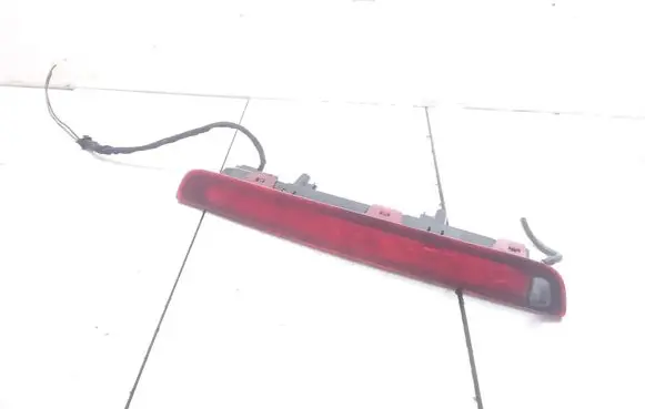 Opel Meriva A Third/center stoplight E8020402
