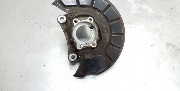 Volkswagen PASSAT B7 Front wheel hub 3C0407257G 1K0615311F