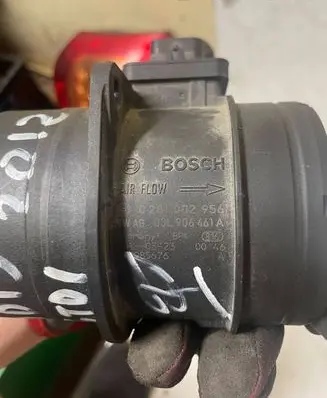 Volkswagen Caddy Mass air flow meter 03L906461A