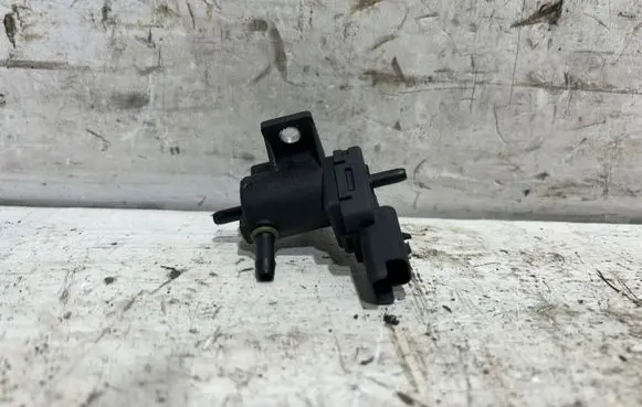 Peugeot 508 Turbo solenoid valve 9665558580