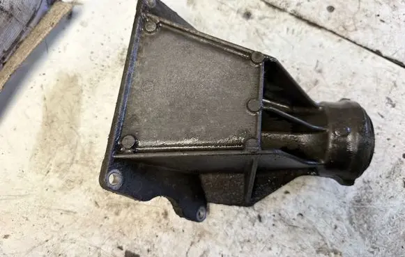 BMW X1 E84 Engine mounting bracket 59280110