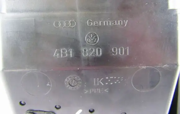 Audi A6 S6 C5 4B Dash center air vent grill 4B1820901