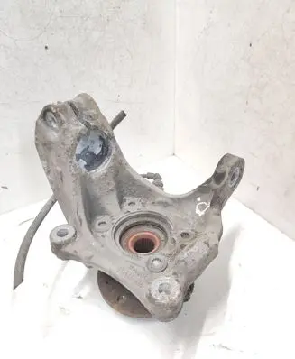 Volkswagen PASSAT B6 Front wheel hub spindle knuckle 3C0407258F