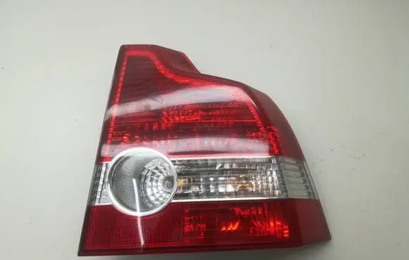 Volvo S40 Rear/tail lights 30698912 010405