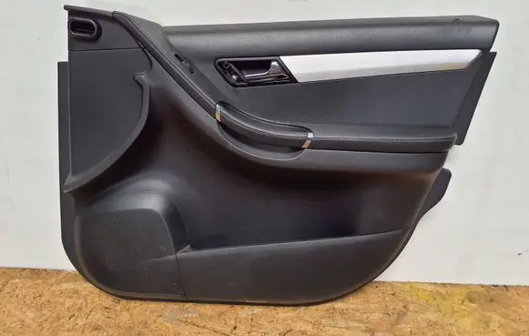 Mercedes-Benz R W251 Front door card panel trim 1035658 282399A1 282860A1