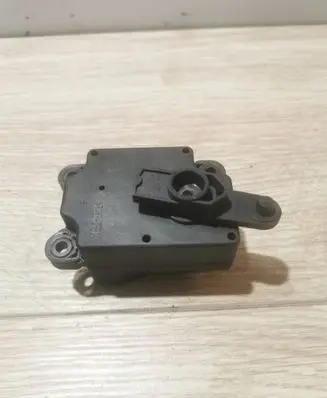 Volvo XC90 Intake manifold valve actuator/motor 30676510 050915 E2425
