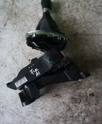Ford Fiesta Gear shifter/selector C1BR7C453AKB