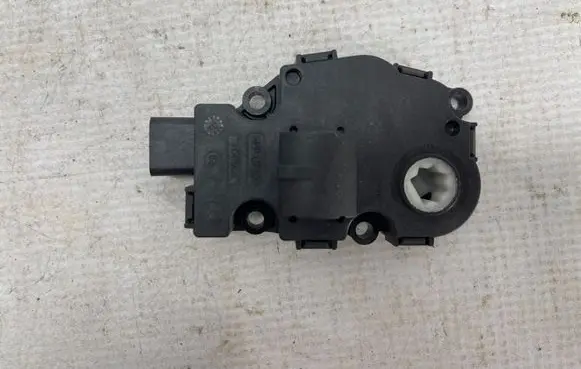 BMW 3 F30 F35 F31 Air flap motor/actuator 410475520
