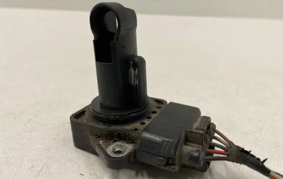 Toyota Prius (XW20) Mass air flow meter 2220422010 1974002030