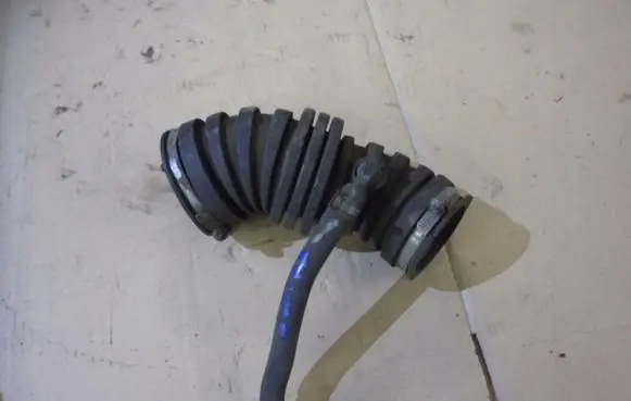 Chevrolet Lacetti Air intake hose/pipe