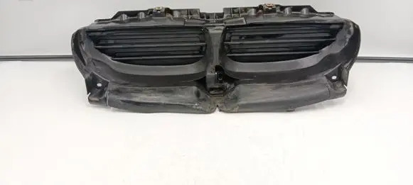 BMW 5 E60 E61 Radiator cooling fan shroud 7178116