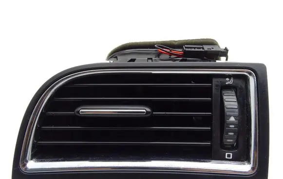 Skoda Superb B6 (3T) Dashboard air vent grill cover trim 3T0819701
