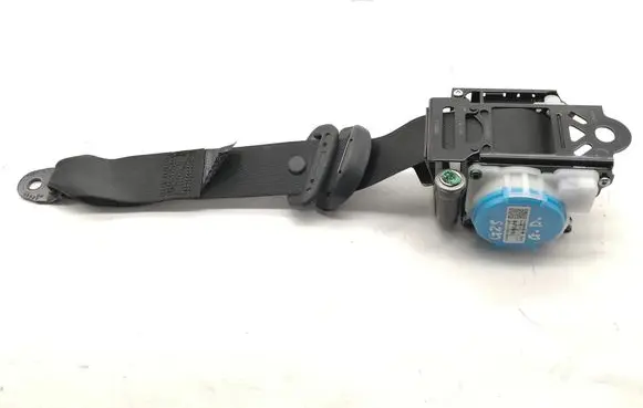 Toyota Yaris XP210 Rear seatbelt 50A7Q5V18U