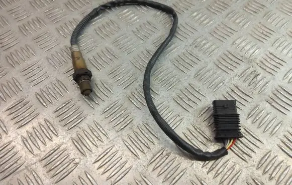 BMW X1 F48 F49 Lambda probe sensor 8600992 0258027083