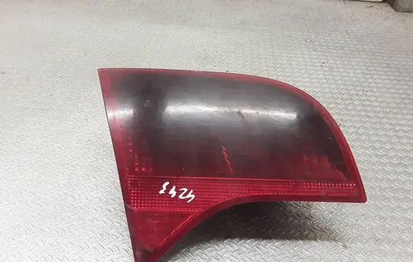 Audi A4 S4 B7 8E 8H Tailgate rear/tail lights 8E9945093