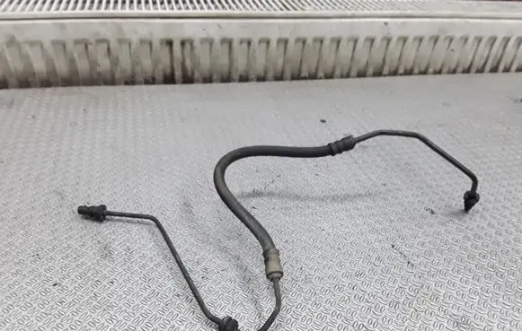 Volkswagen Jetta V Clutch pipe/line