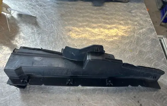 Renault Koleos I Other engine bay part 65821JY00A