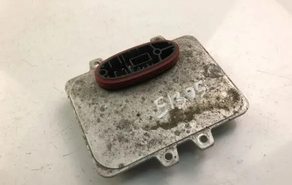 BMW 5 E60 E61 Xenon control unit/module 5DV00900000