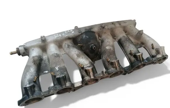 Volvo XC90 Intake manifold 8627359