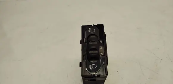 Nissan Primastar Headlight level height control switch 8200379685