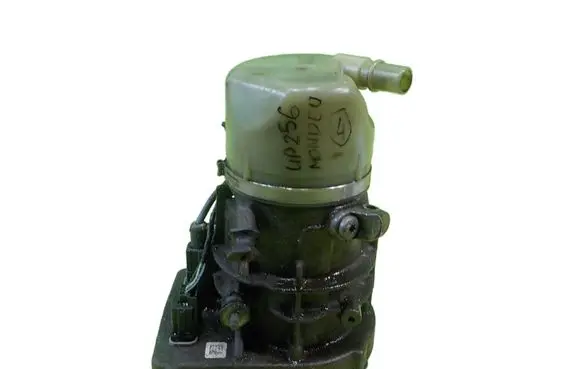 Ford Mondeo MK IV Power steering pump BG913K514FC