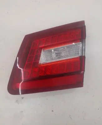 Mercedes-Benz E W212 Tailgate rear/tail lights 2128201064