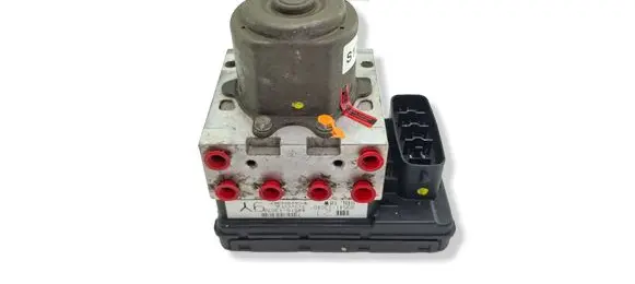 Toyota Corolla Verso E121 ABS Pump 4451013070 8954113040