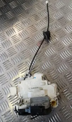 Audi A4 S4 B7 8E 8H Front door lock 8e1837015aa