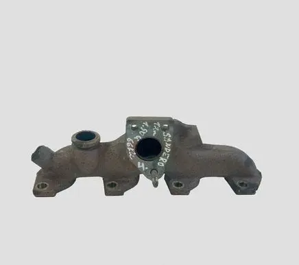 Dacia Sandero Exhaust manifold 140048970R