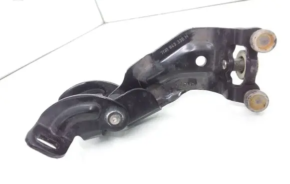 Seat Alhambra (Mk2) Sliding door middle roller runner 7N0843336H