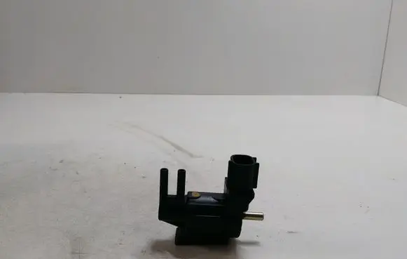 Mazda 6 Vacuum valve K5T44173