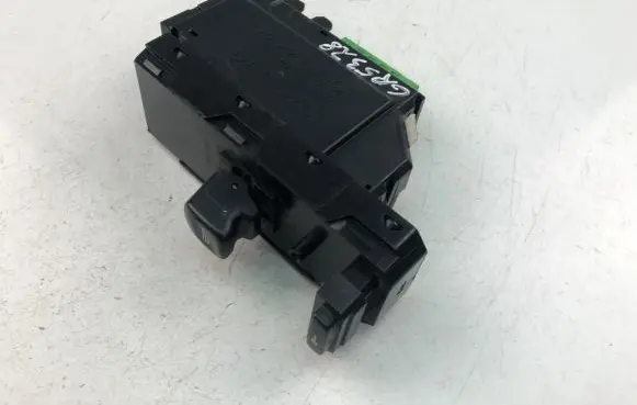 Volvo S60 Electric window control switch 30737519